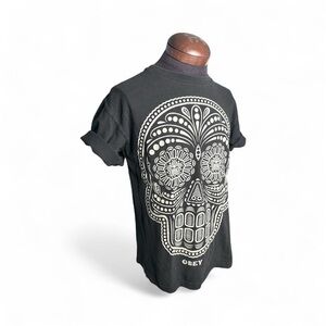 Grunge Black GLOW In the DARK Skull Tee Shirt Mens M Y2K  Halloween Ready